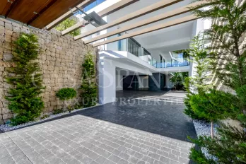 listing-small