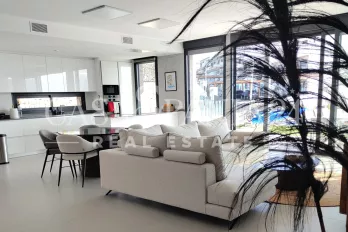 listing-small