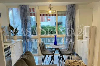 listing-small
